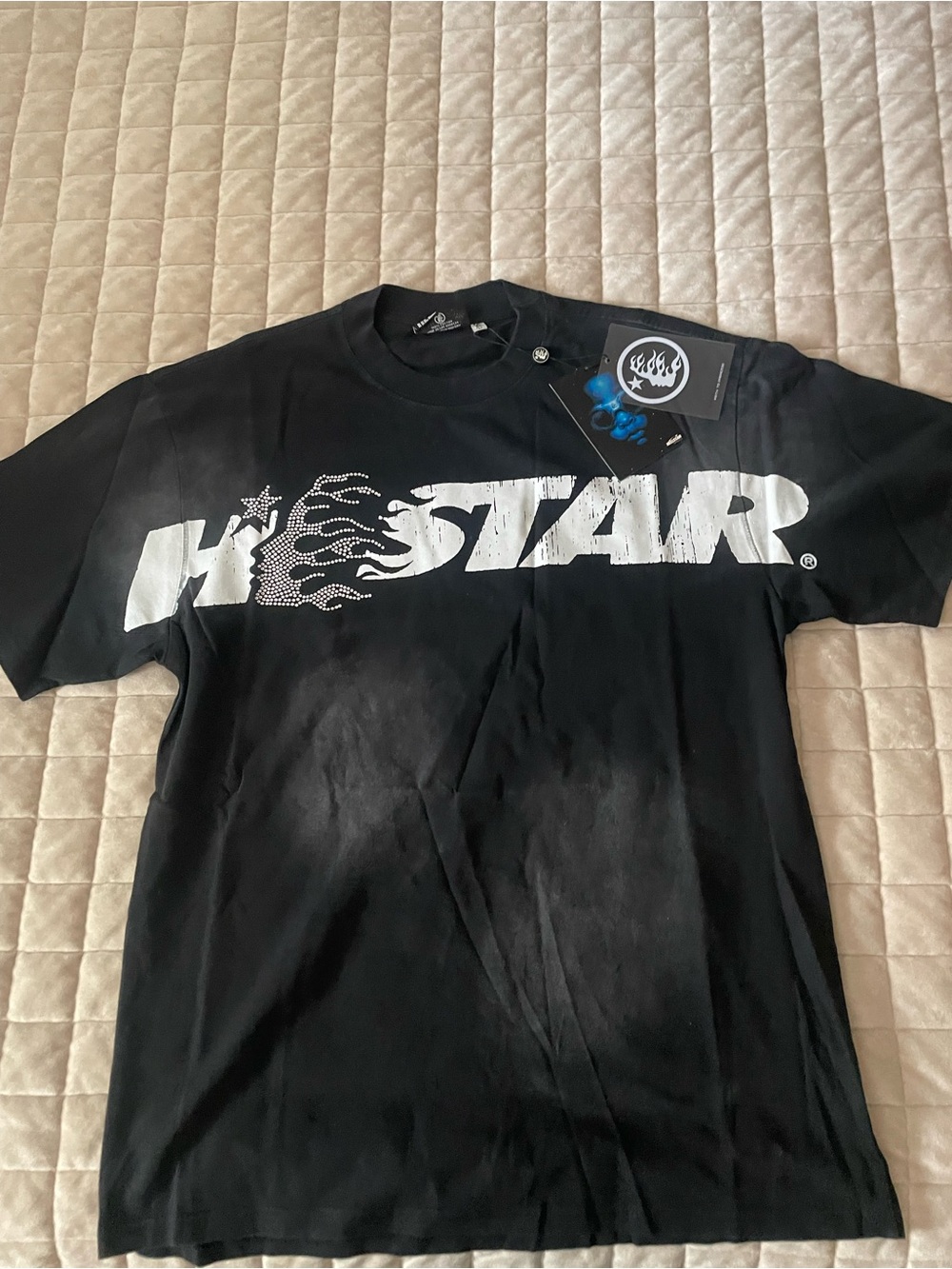 Black Hotstar Logo Graphic Tee - Men